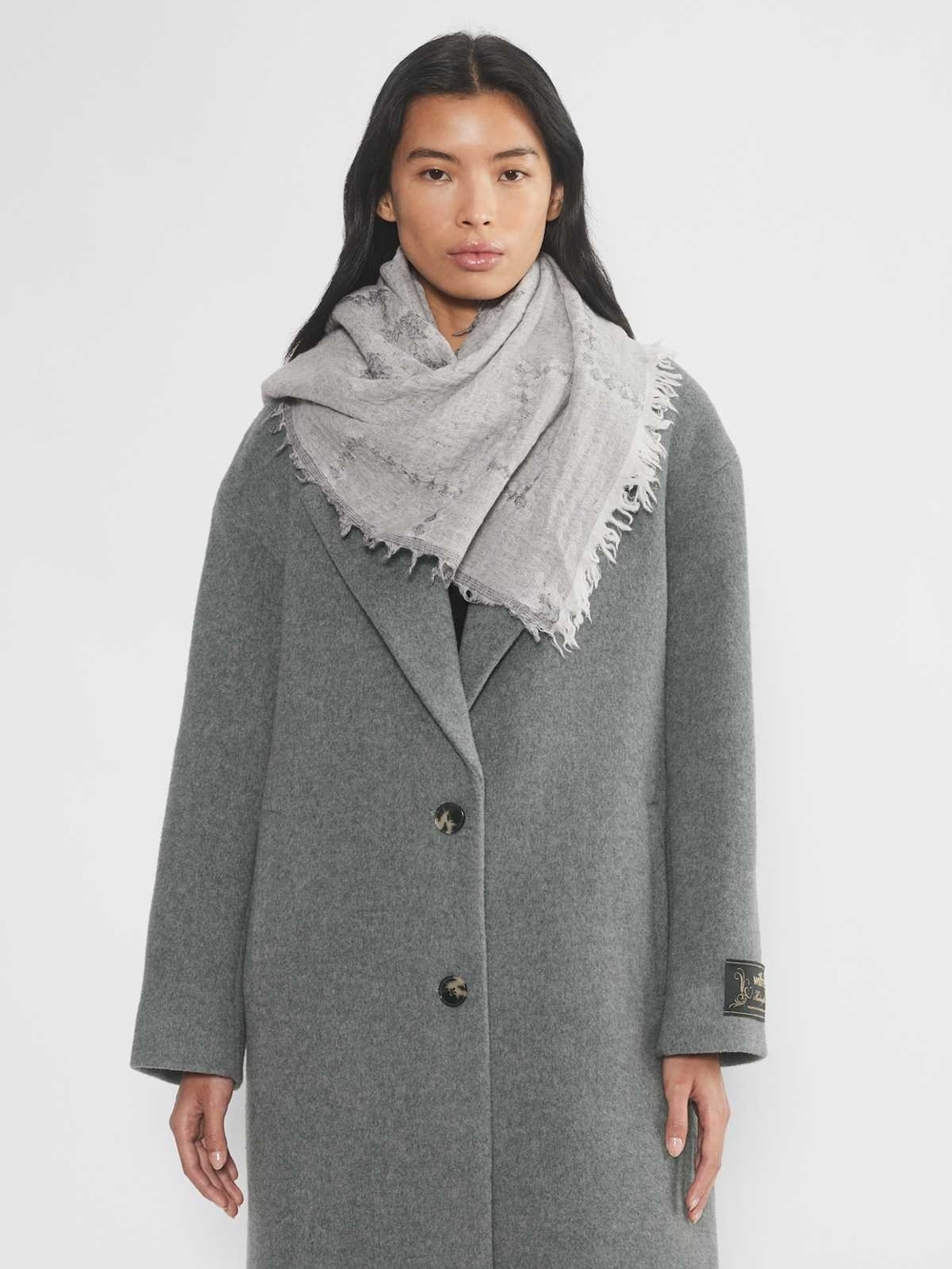 Wilfred Faroe Merino Wool Triangle Scraf